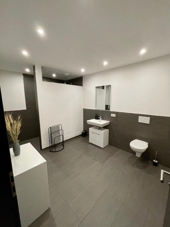Luebkes Ferienwohnungen & Apartments Allendorf  Екстериор снимка